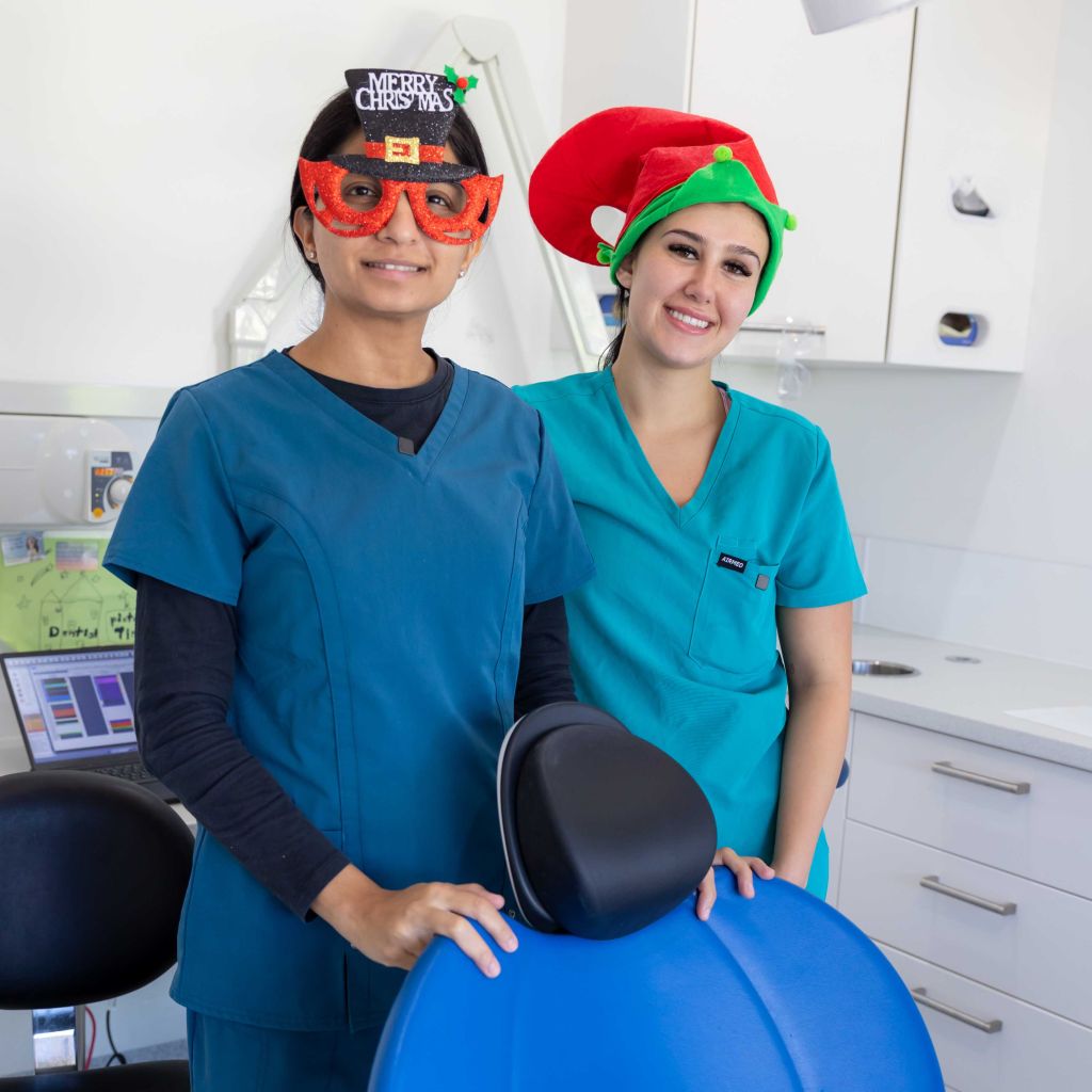 Logan Dentist - Merry Christmas And A Happy New Year