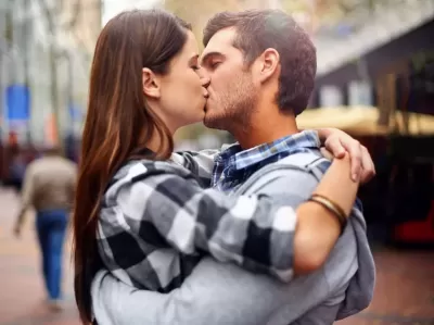 What STD's Can Be Transmitted Through Kissing? 5 Diseases From Kissing