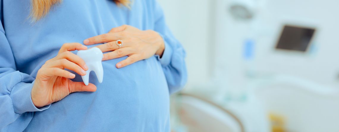 Pregnancy Gingivitis: How It Affects Pregnancy and Pregnancy Outcomes