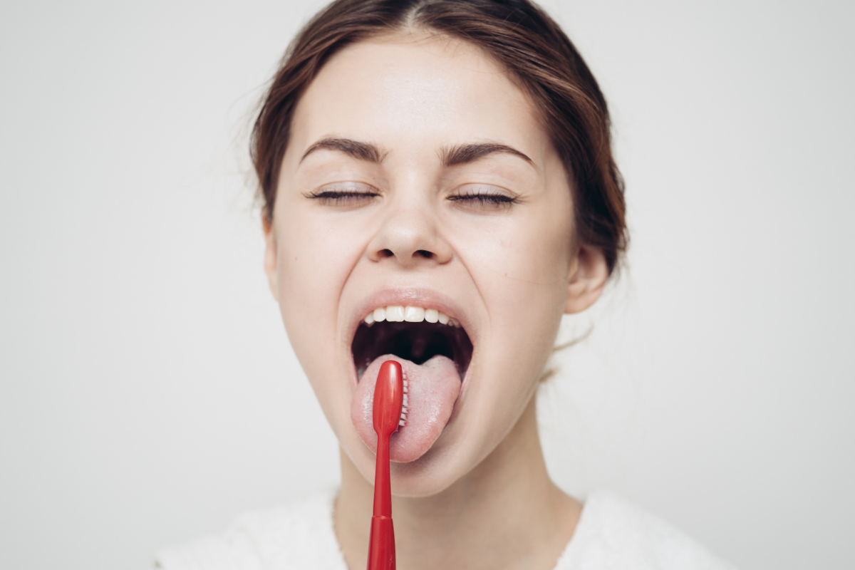 How To Properly Clean Your Tongue