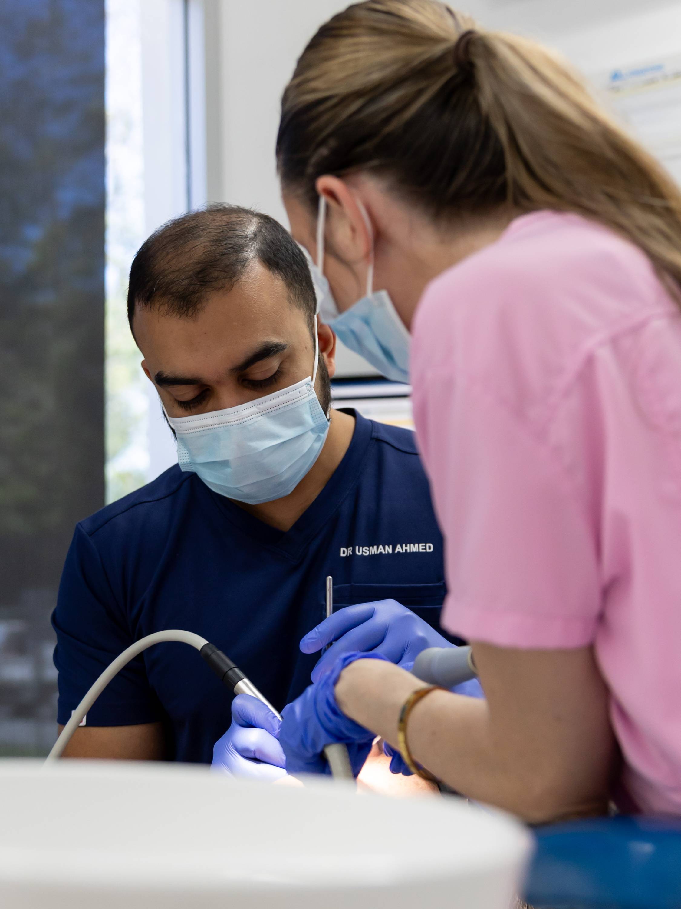 Gold Coast Cosmetic Dentist - Amazing Smiles Dr usman - gold coast cosmetic dentist